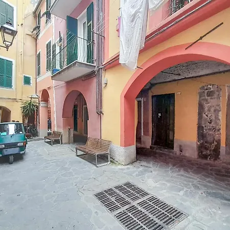 Pet Friendly Apartment Monterosso al Mare